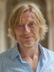 Dr Lee Wilson
