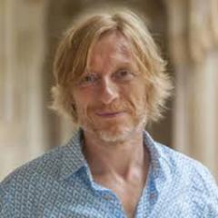 Dr Lee Wilson